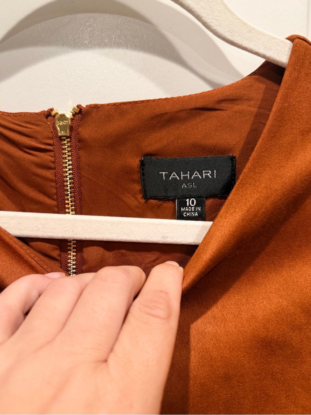 Tahari ASL Rust Faux Suede Wrap Sheath Dress Size 10 NWT - Picture 4 of 4